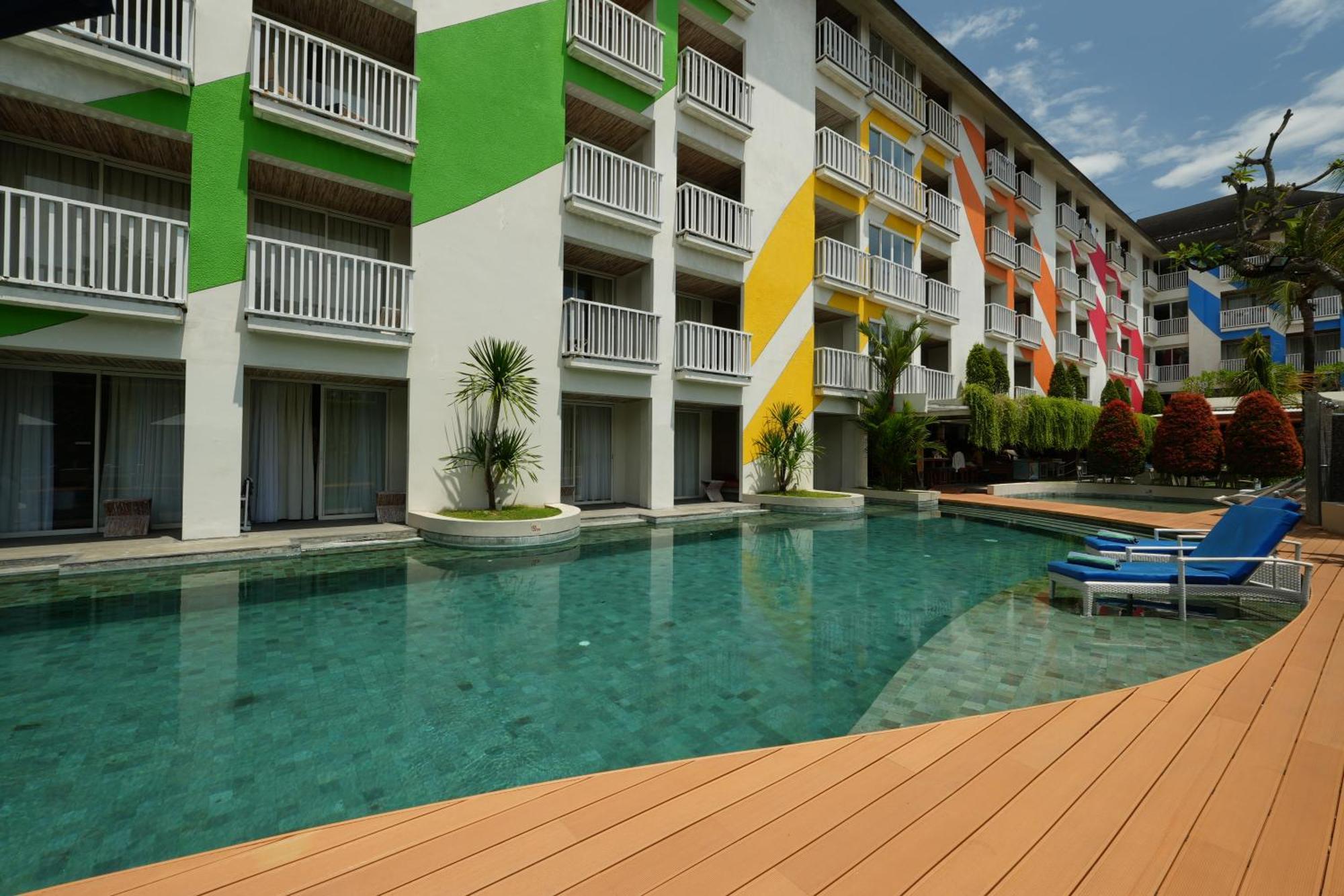 Bliss Surfer Hotel By Tritama Hospitality Legian Exteriér fotografie